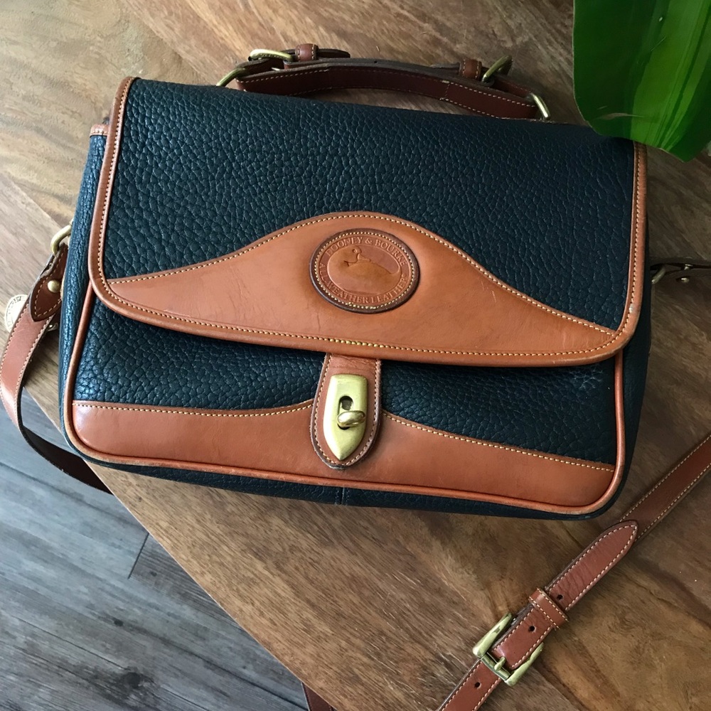 Vintage Dooney & Bourke Cross Body